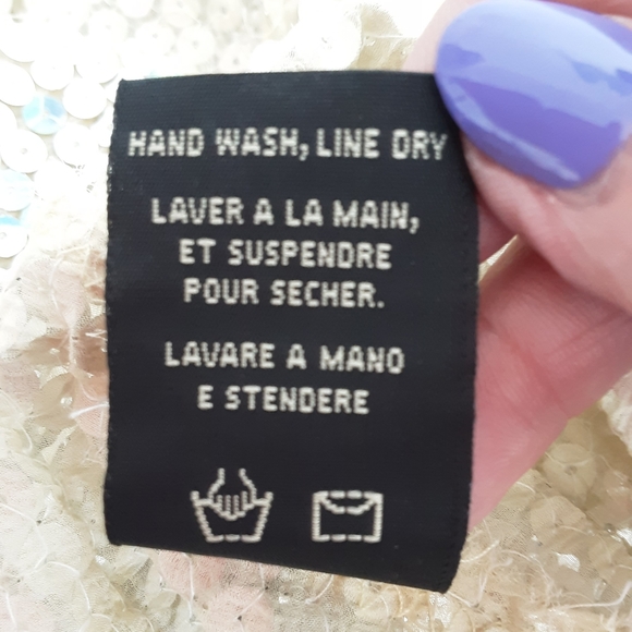 Exquisite Rozae Nichols Silver Sequin Silk Top - Picture 6 of 7